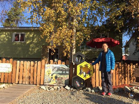 Beez Kneez Bakpakers from . Whitehorse Hotel Deals & Reviews .
